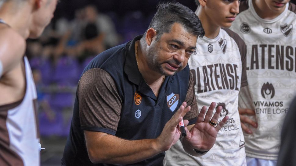 Vázquez dejó ser el entrenador de Platense