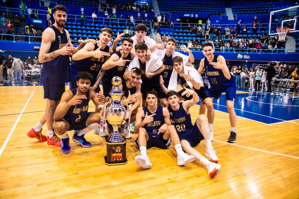 Victoria y trofeo para los talentos por México