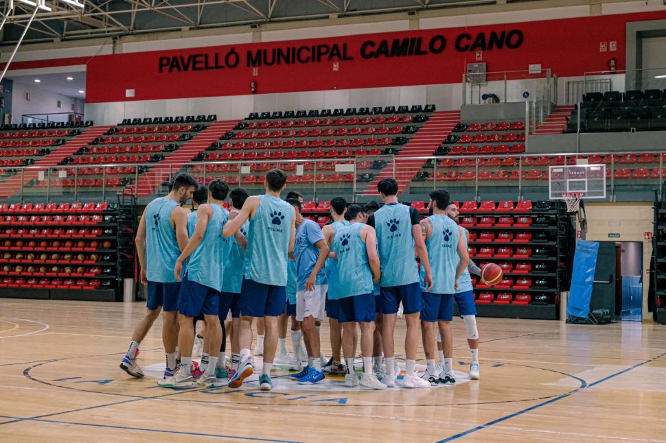 La selección comenzó su gira en Europa
