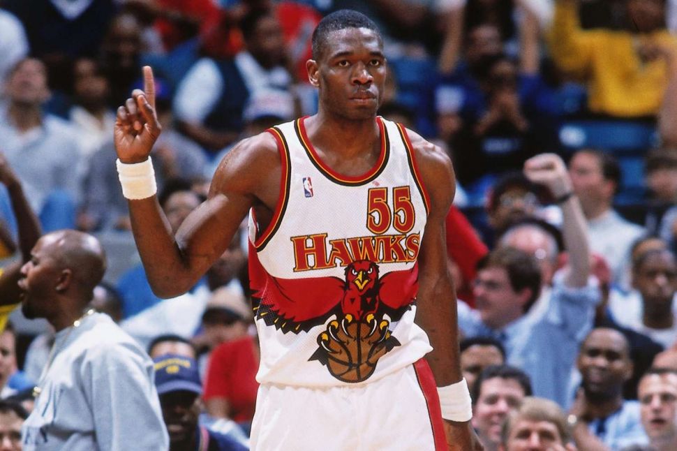 Falleció Dikembe Mutombo, mucho más que un gran defensor