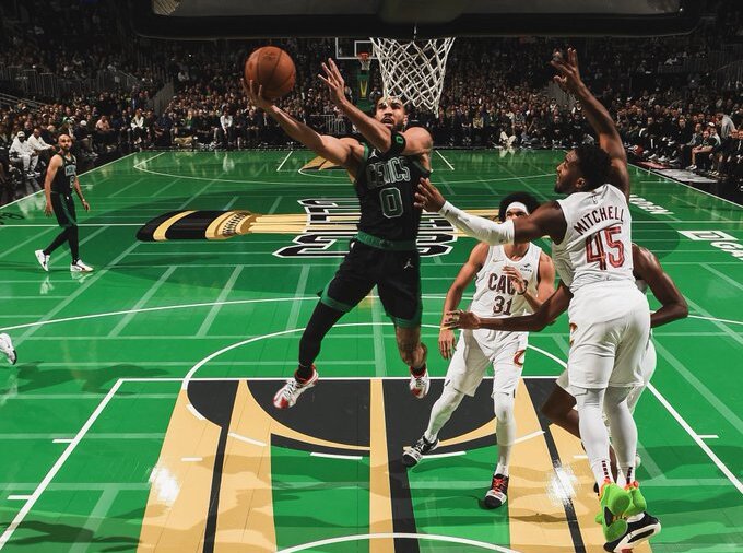 NBA: Adiós al invicto histórico de Cavs