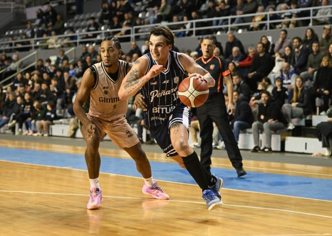 A base de defensa Peñarol festejó en su estreno