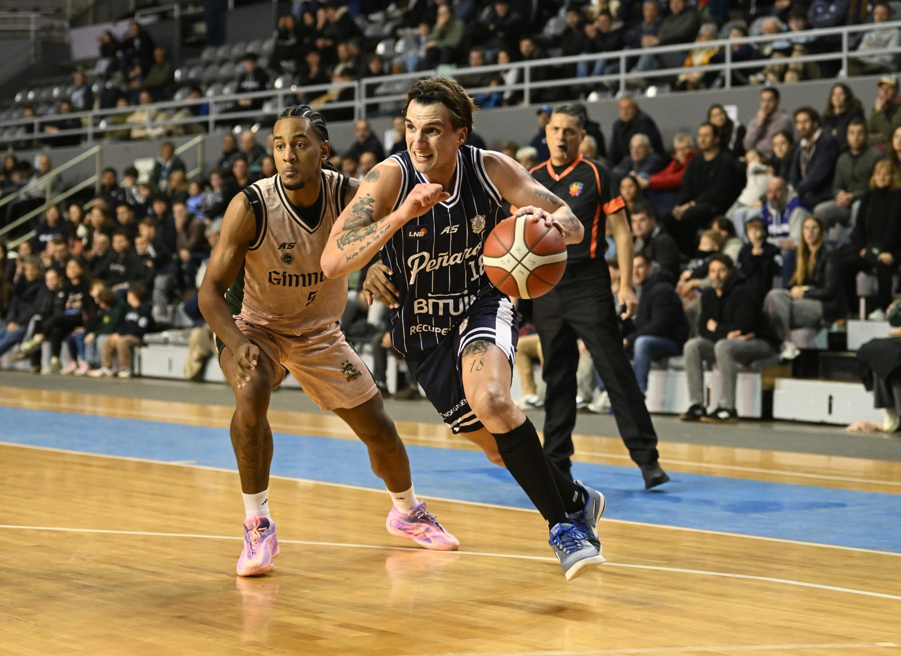 A base de defensa Peñarol festejó en su estreno