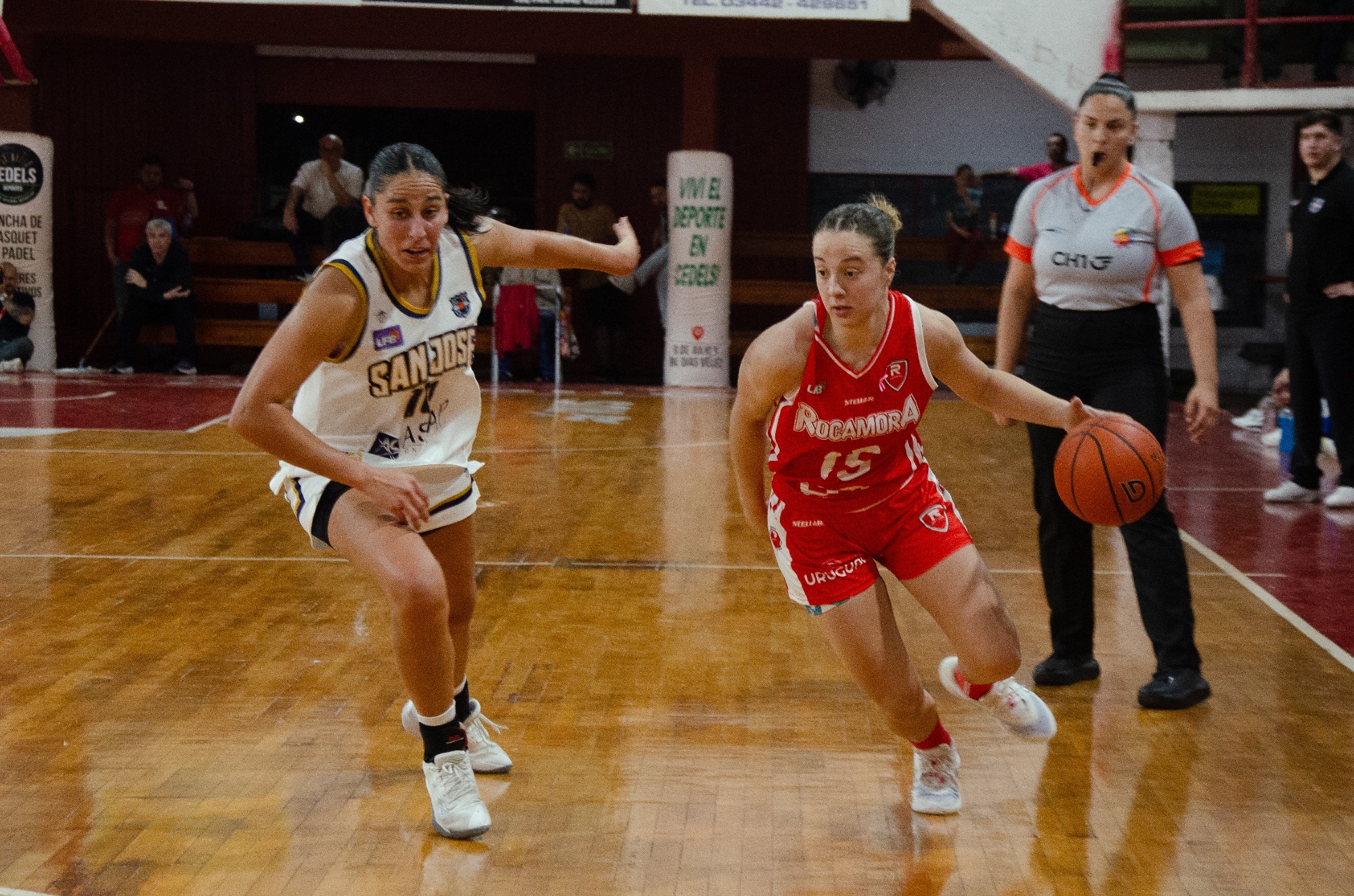 Rocamora aguantó la ola